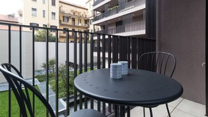 公寓 (1 Bedroom) | 阳台