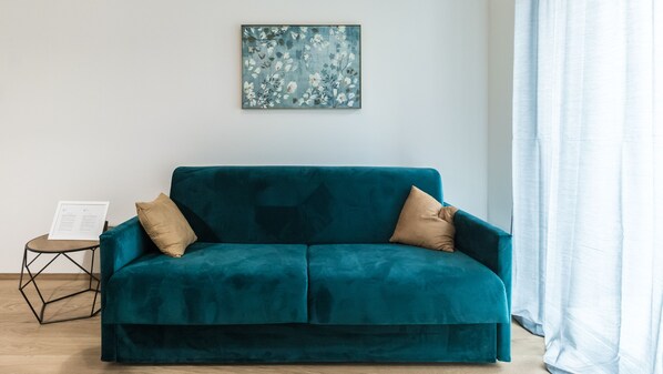 Apartment (1 Bedroom) | Living room