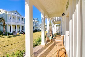 Property grounds - Brilliant Beach Cottage in Cinnamon Shore w/ Access to Countless Amenities (Port Aransas)