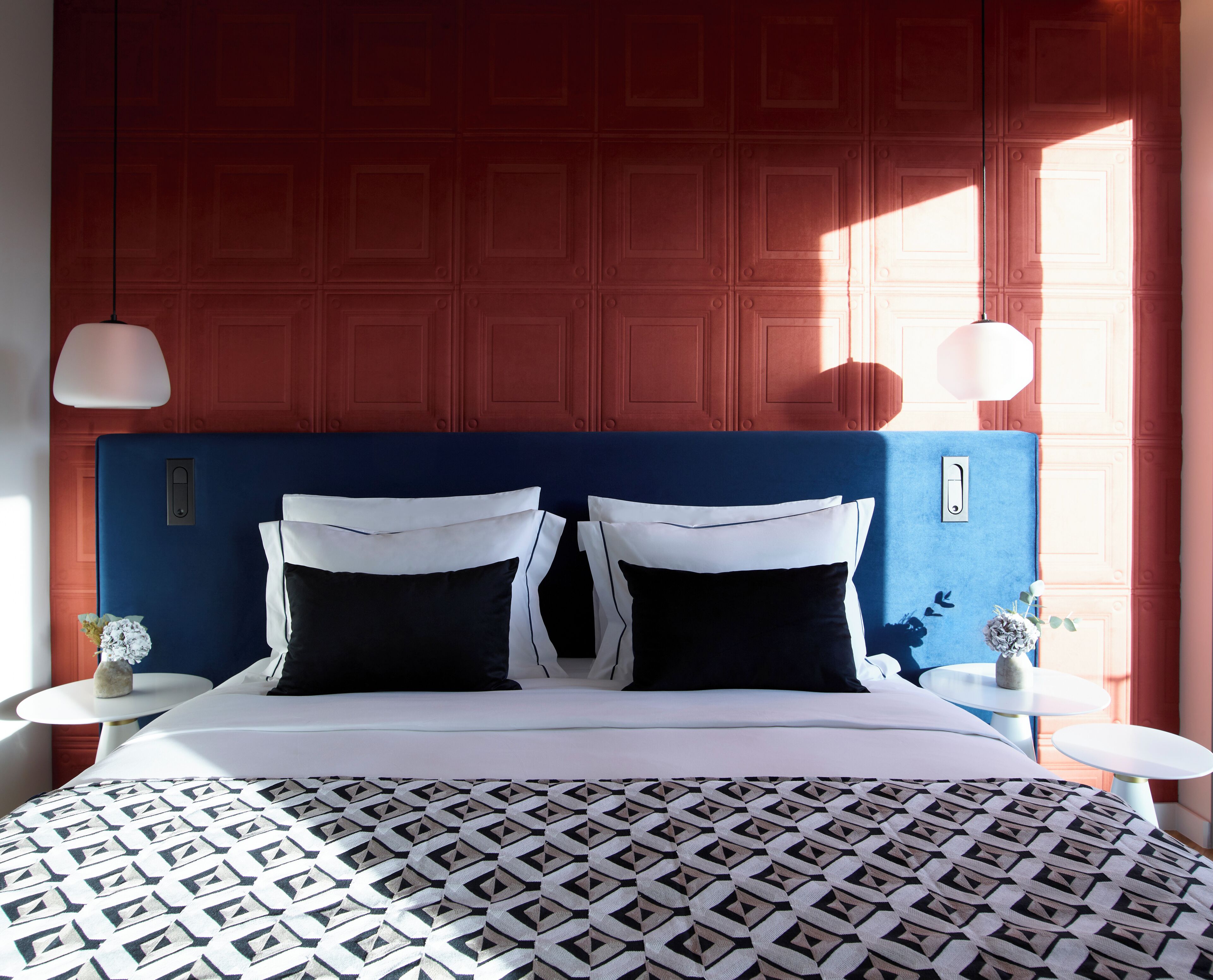 executive suite | 1 bedroom, premium bedding, minibar, in-room safe