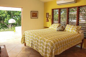 4 Schlafzimmer, Zimmersafe, Bügeleisen/Bügelbrett, Reisekinderbett