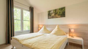 4 bedrooms, WiFi, wheelchair access