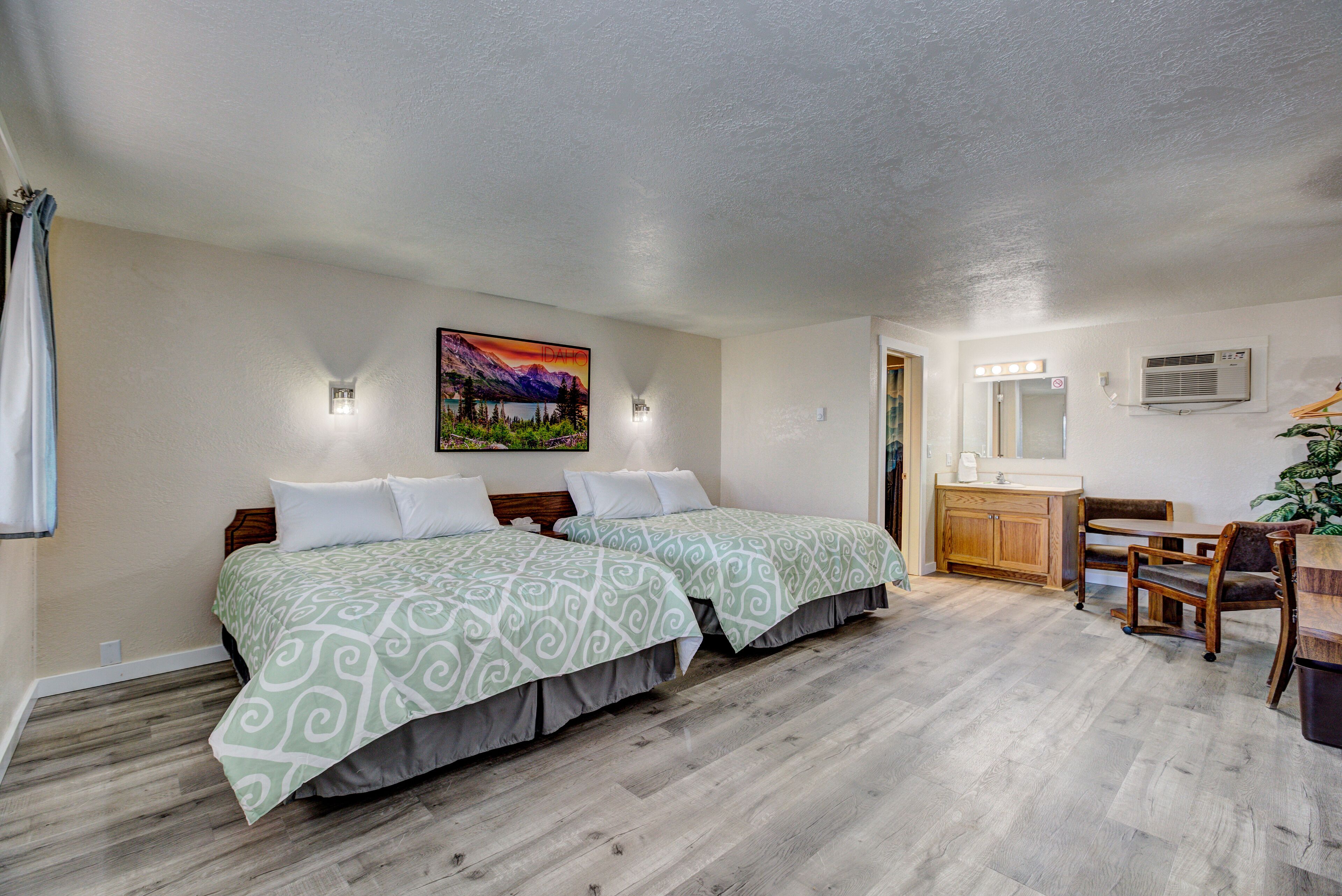 standard double room, non smoking | desk, free wifi, bed sheets