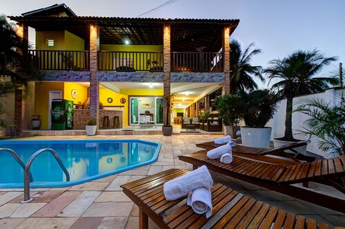 Casa 25pessoas c piscina Porto das Dunas