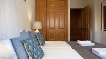 3 quartos, Wi-Fi de cortesia, roupa de cama