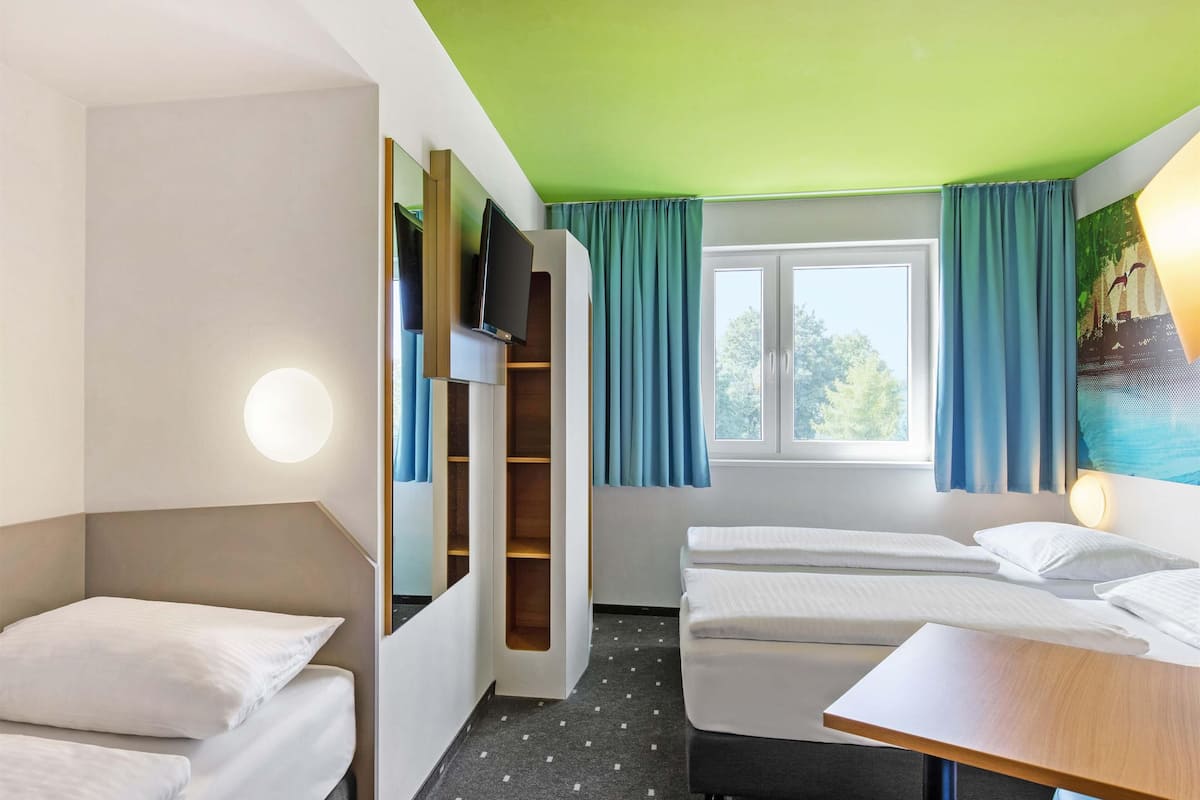 Dreibettzimmer