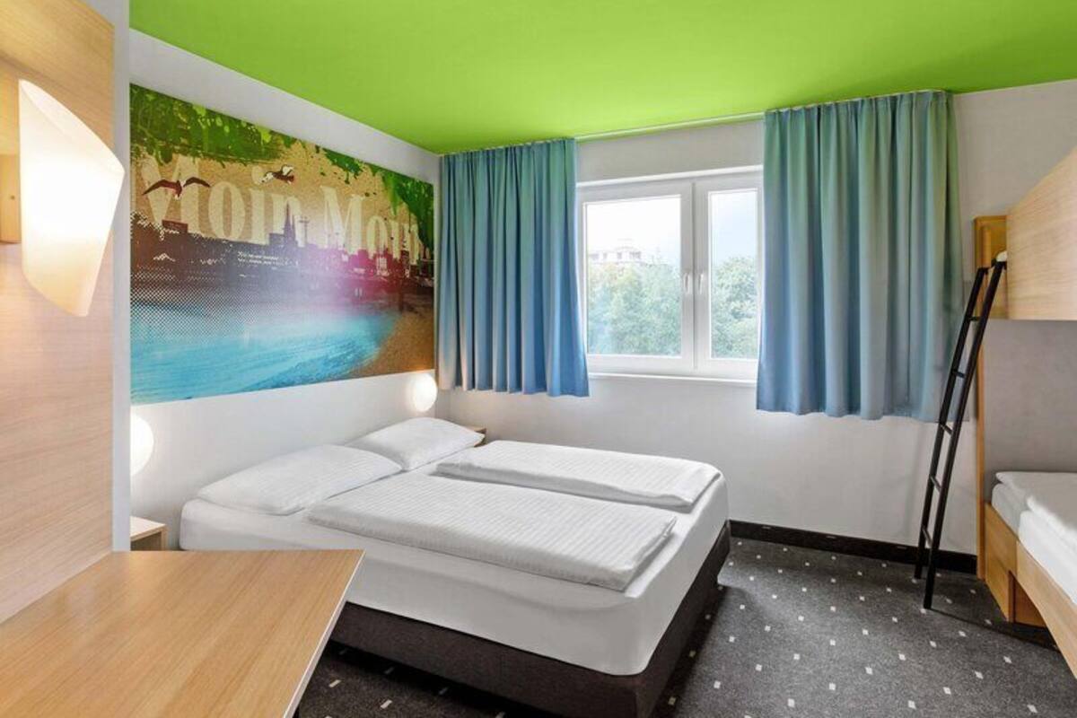 Bureau, chambres insonorisées, Wi-Fi gratuit, draps fournis
