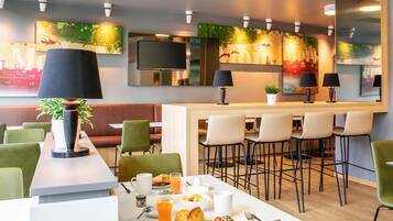 Bar (in der Unterkunft)