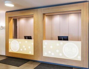 Lobby - B&B Hotel Hamburg-Wandsbek (Hamburg)