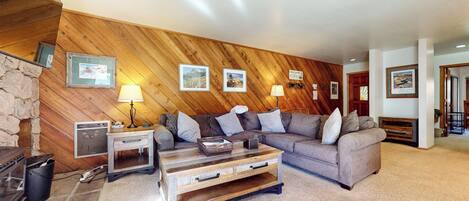 Fireplace, DVD player