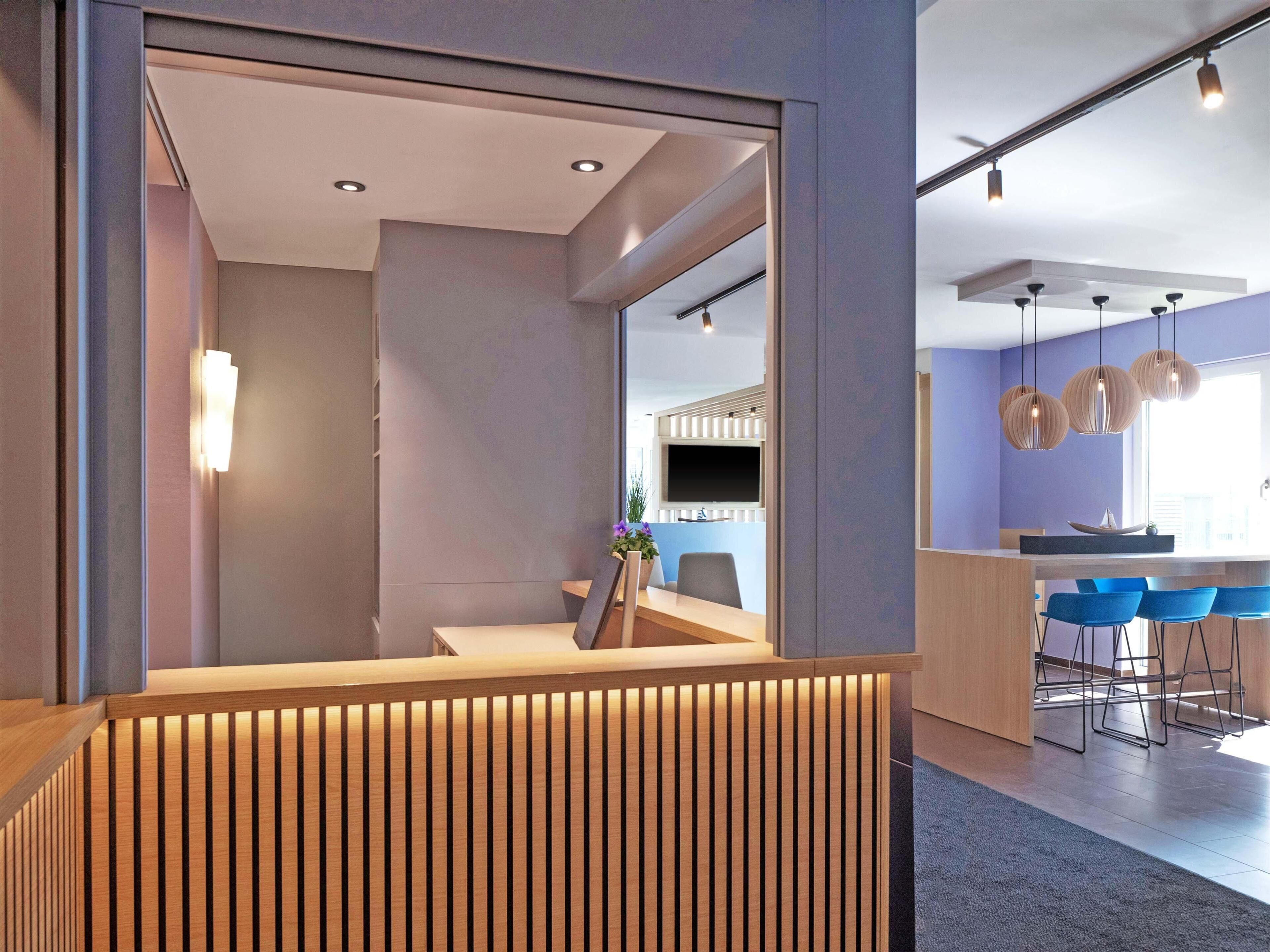 Skrivebord, lydisolert, wi-fi (inkludert) og sengetøy