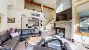 Smart TV, fireplace, DVD player, offices