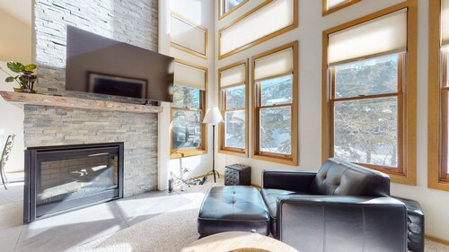 Pet-Friendly, Open Lighting, Nicely Furnished, 2 Primary Suites, Washer/Dryer