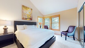 3 bedrooms, iron/ironing board, free WiFi, bed sheets