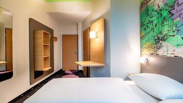 Quarto casal | Escrivaninha, quartos à prova de som, Wi-Fi de cortesia, roupa de cama