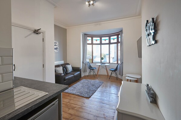 Apartment | Living area