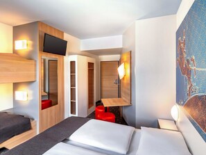 Hypo-allergenic bedding, desk, soundproofing, free WiFi - B&B Hotel Magdeburg-City (Magdeburg)