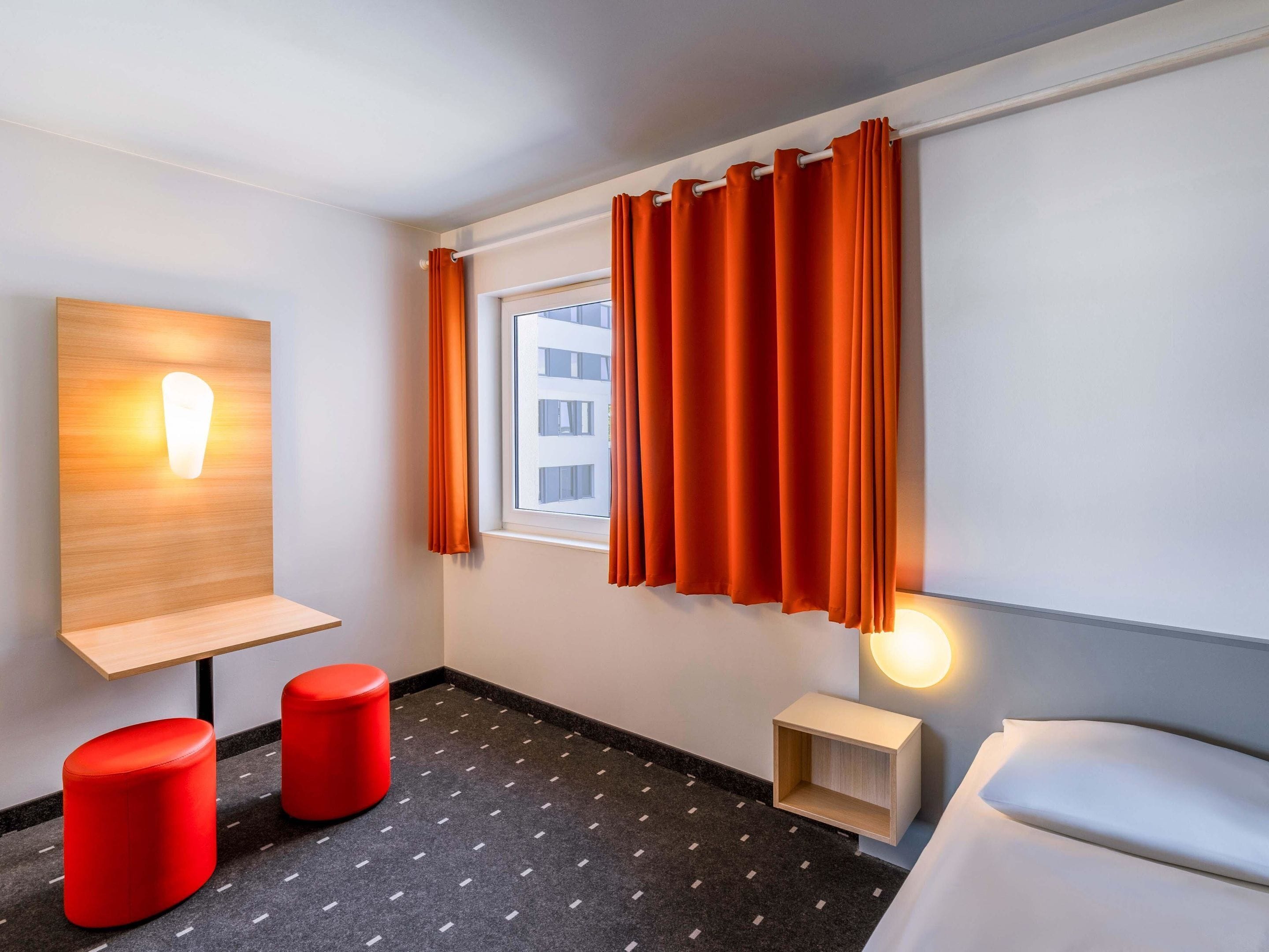 Photo - B&B HOTEL Magdeburg-City