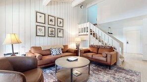 Smart TV, fireplace, DVD player