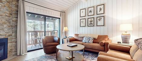 Smart TV, fireplace, DVD player