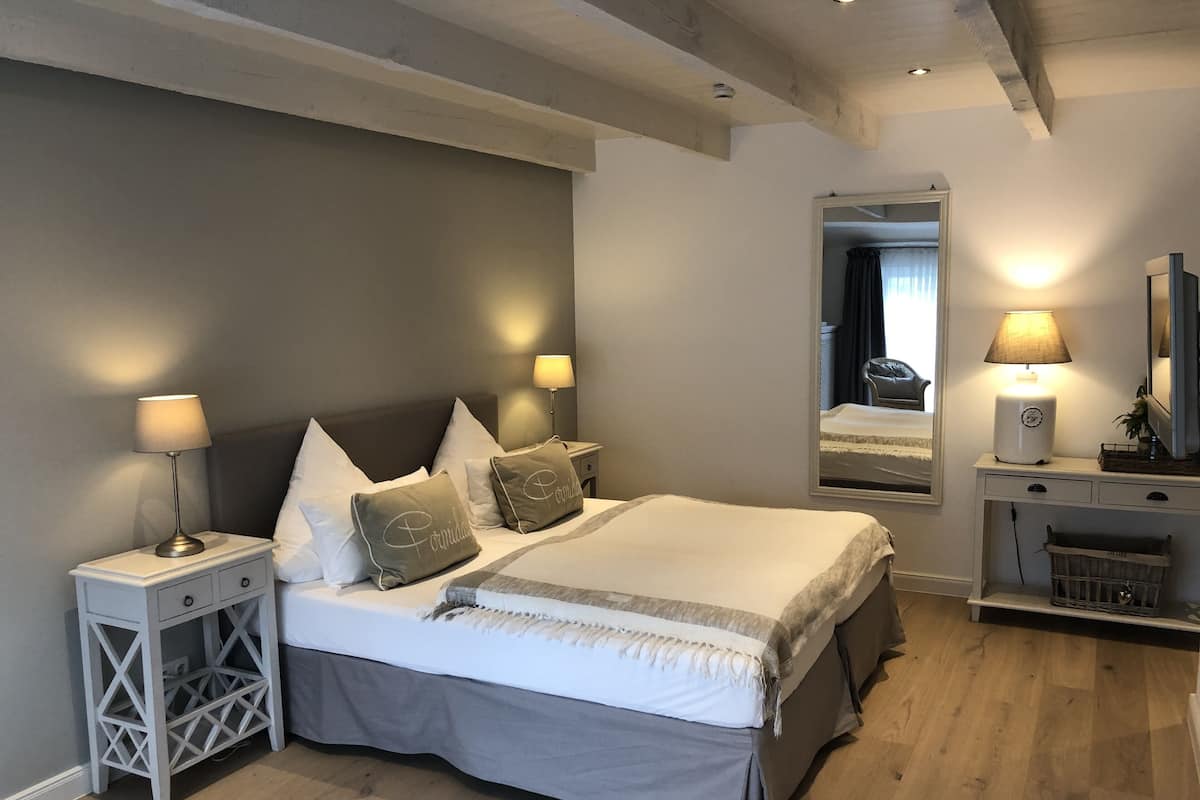 Comfort tweepersoonskamer | 1 slaapkamer, individueel gedecoreerd, individueel gemeubileerd