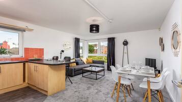 TV, Netflix, streaming services, offices