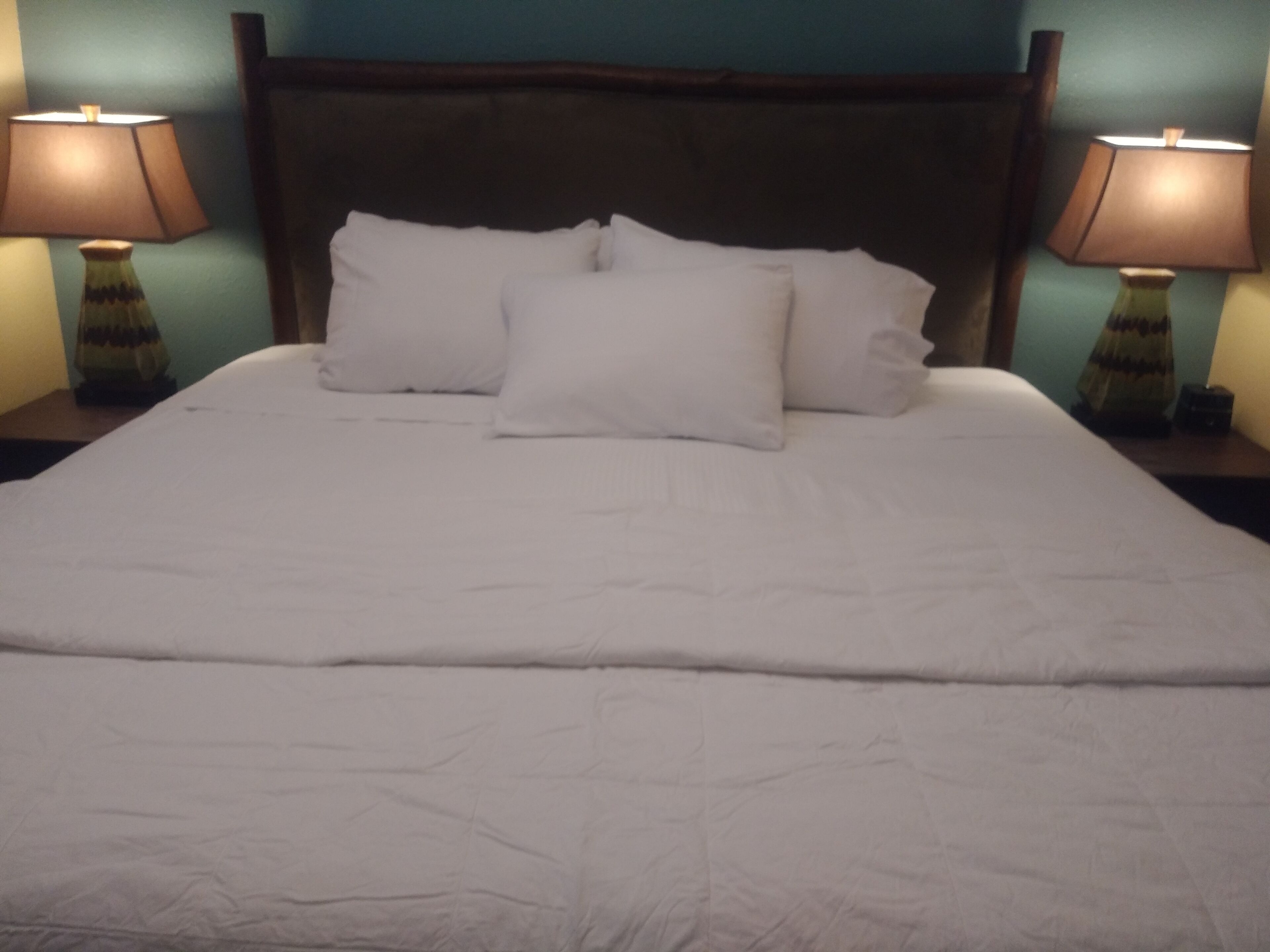 2 多间卧室、客房内保险箱、熨斗/熨衣板、免费 WiFi