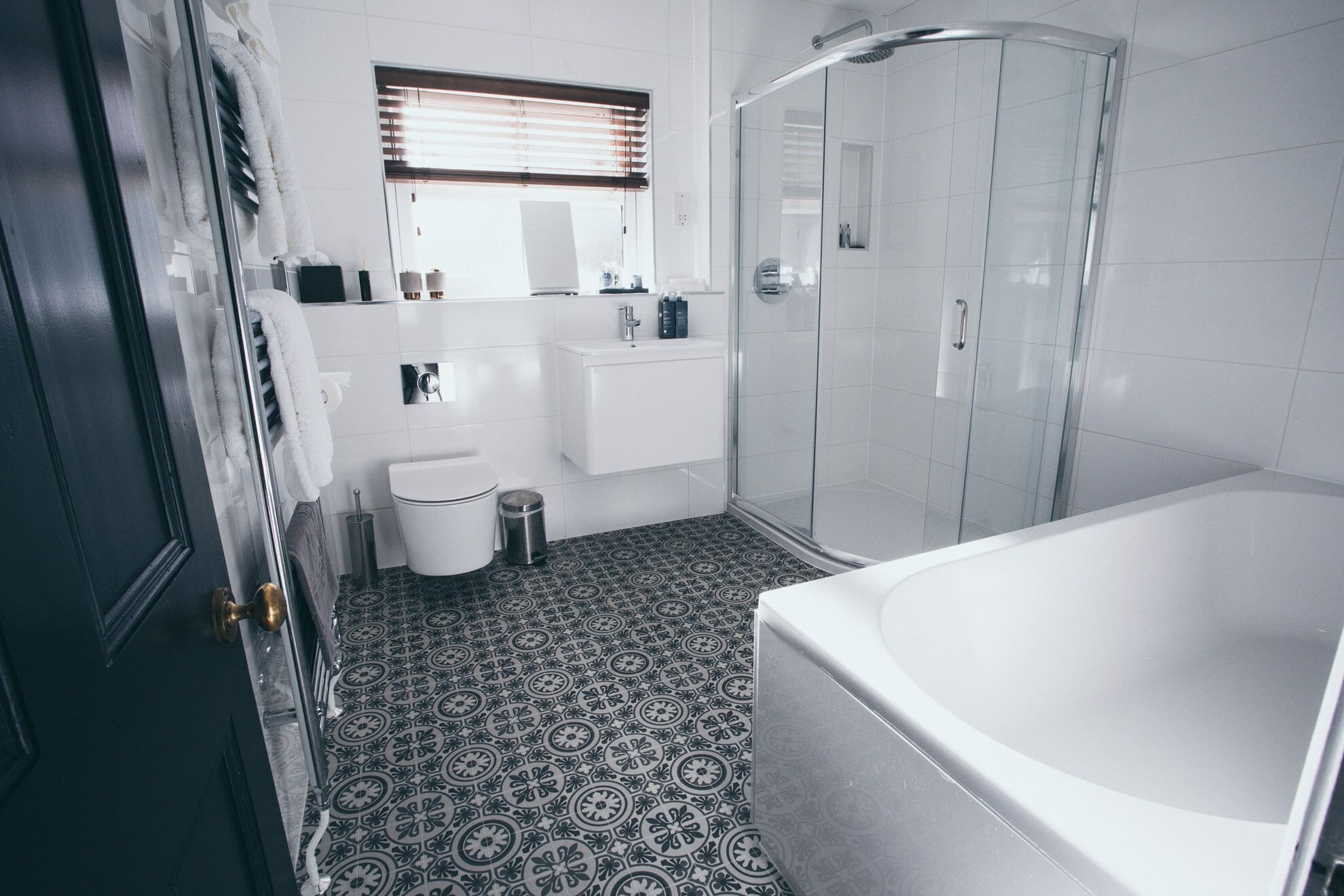 Double Room, Ensuite (Carpark View & Parking) | Bathroom