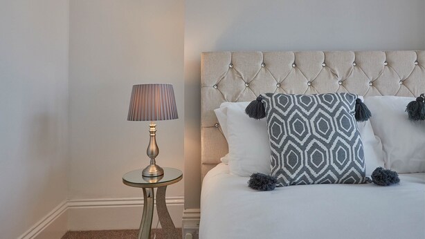 Apartment | 1 bedroom, premium bedding, iron/ironing board, free WiFi - Apartment 3 At Khyber (Whitby)
