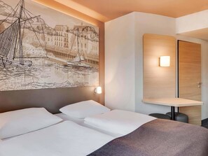 Doppelzimmer | Schreibtisch, schallisolierte Zimmer, kostenloses WLAN, Bettwäsche