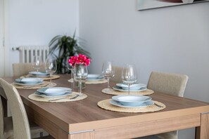 Dining - MINERVA HOLIDAYHOME - APARTMENT GARDENIA  (Manerba del Garda)