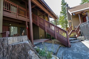 Exterior detail - Spacious & Updated. Right Across from The Village, Gondola & Winter Shuttle! (Mammoth Lakes)