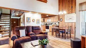 Smart TV, fireplace, DVD player