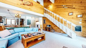 Fireplace, DVD player, stereo