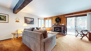 Fireplace, DVD player, stereo