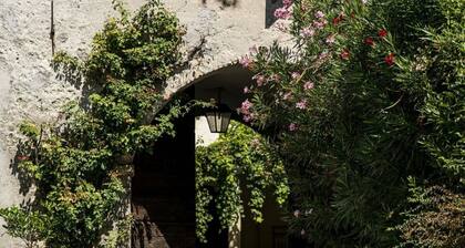 Le Chiusure - home 'Castello'