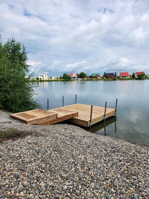 Property grounds - Water Front Cottage near Waterton (30 min) (Hill Spring)