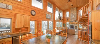 The Gathering Lodge is a relaxing, private log house with a stunning view. 