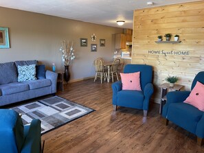 Smart-TV, peis, fotballspill og bordtennis