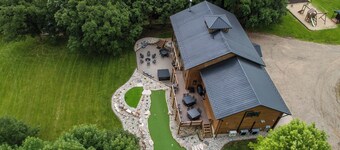 The Gathering Lodge is a relaxing, private log house with a stunning view.
