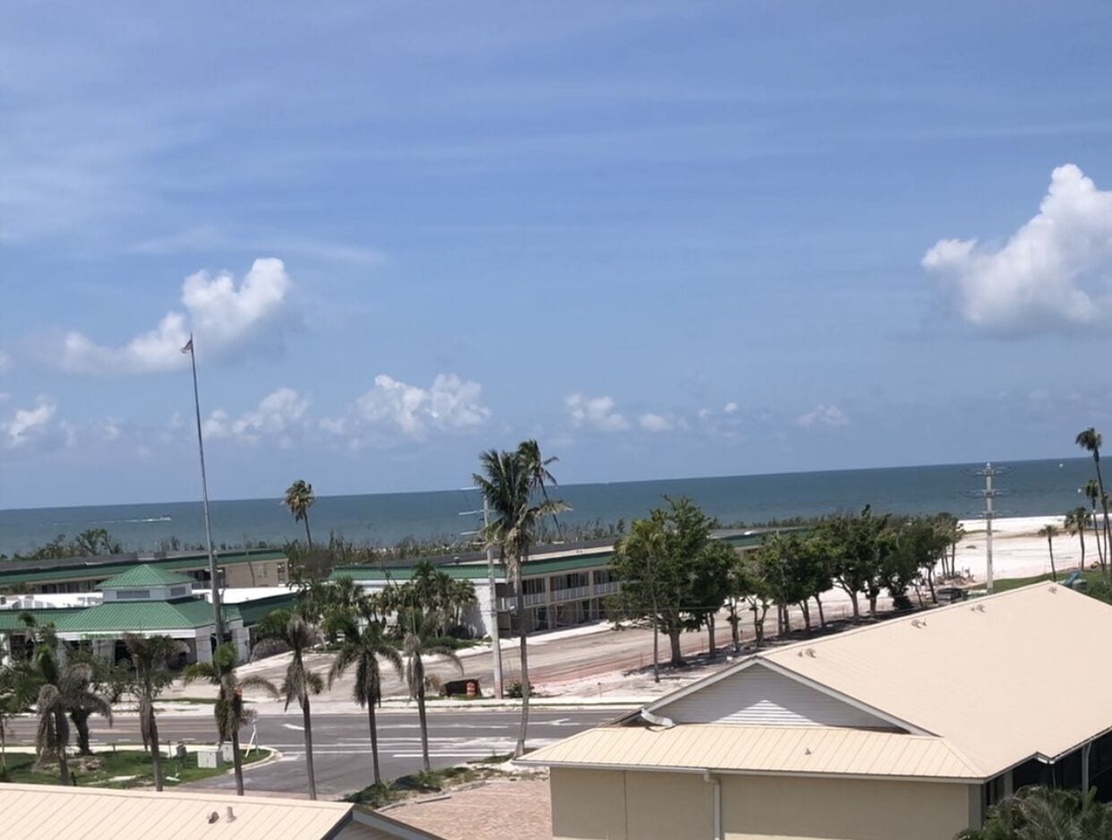 Ocean View! New Condo with pool,  pickleball, across the street from the beach