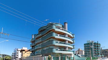 Huoneisto | Ulkopuoli