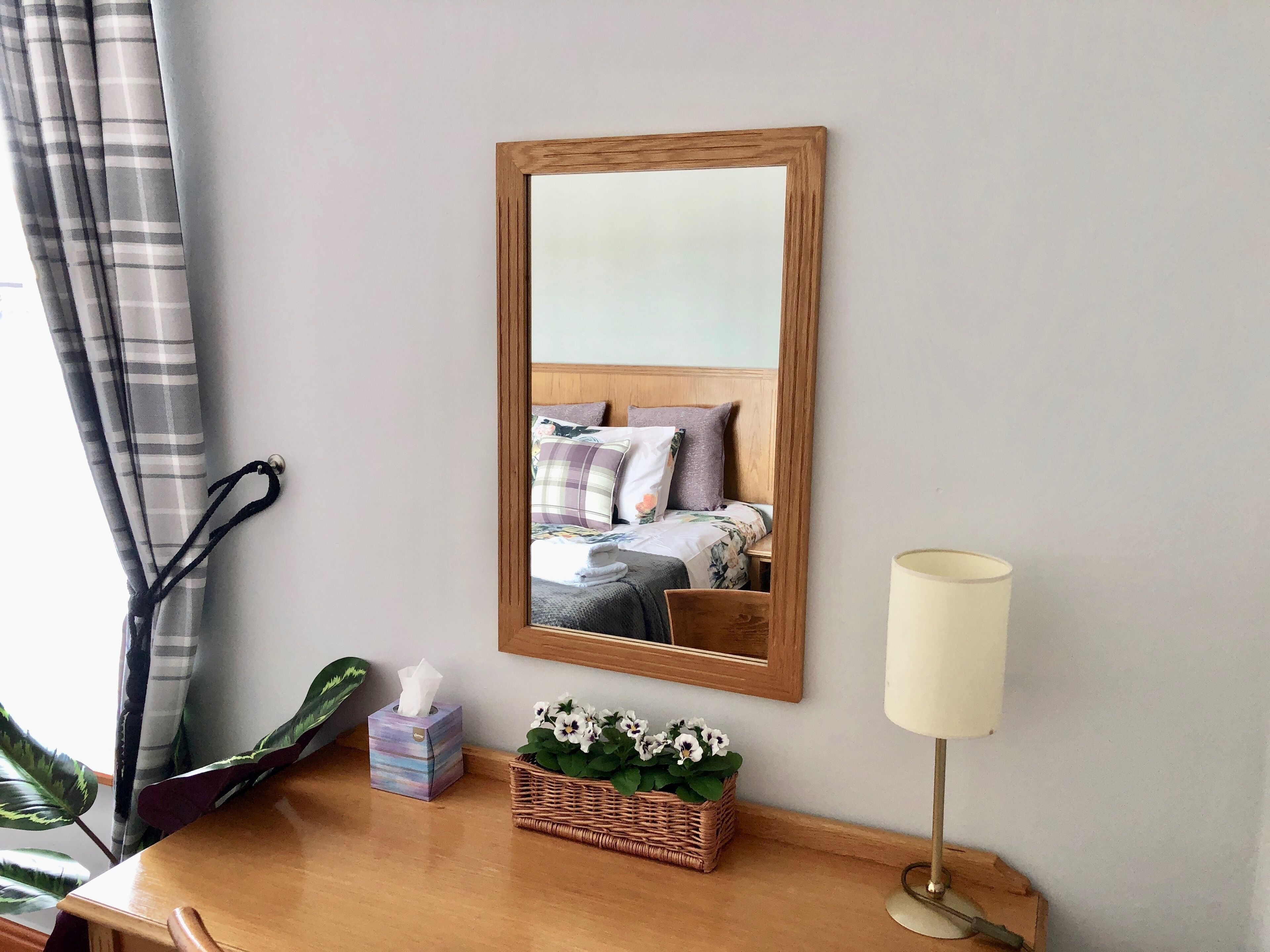 House | 4 bedrooms, premium bedding, memory foam beds, desk