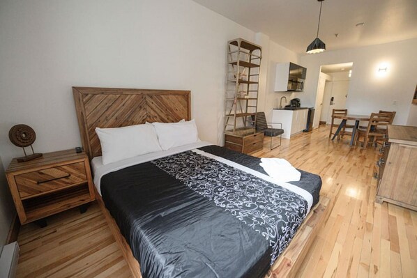 1 bedroom, desk, iron/ironing board, travel cot