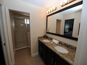 House | Bathroom