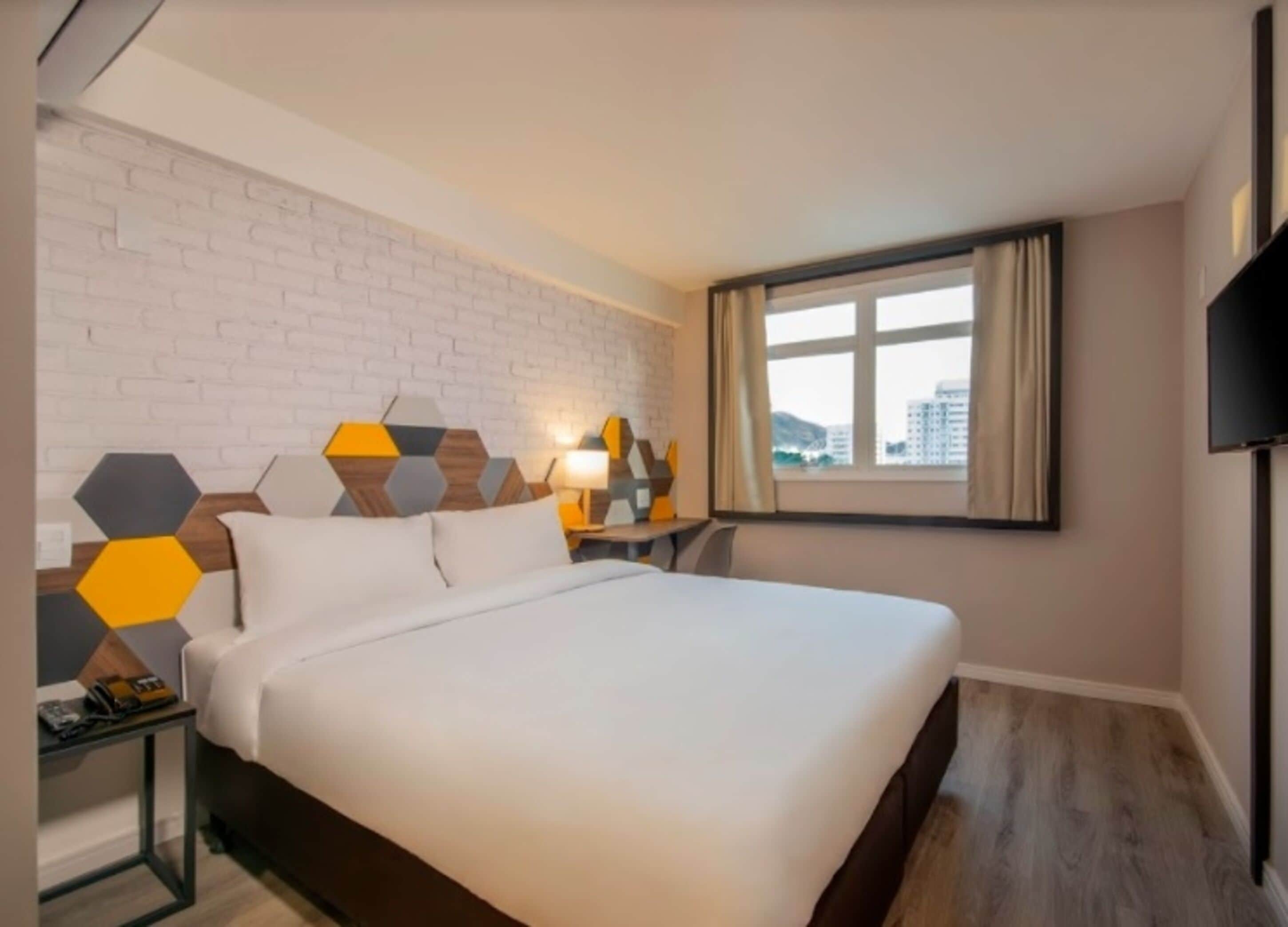 Minibar, desk, iron/ironing board, free WiFi