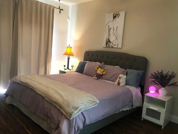 4 bedrooms, iron/ironing board, free WiFi, bed sheets