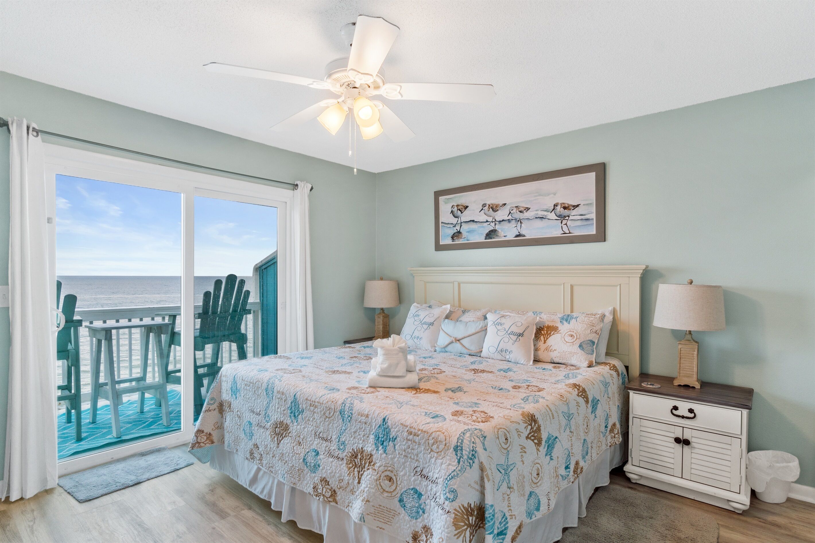 3 makuuhuonetta, silitysrauta/-lauta, Wi-Fi, vuodevaatteet