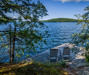 Private Lakeside Sun Deck - Stunning 6 Bdrm Kawagama Lake Compound! Ultimate privacy! Sunsets! (Algonquin Highlands)