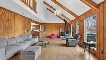 TV, fireplace, offices